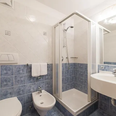 Aparthotel Pinis Corvara In Badia